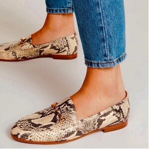 Sam Edelman lior snake print Loafer size 7.5
